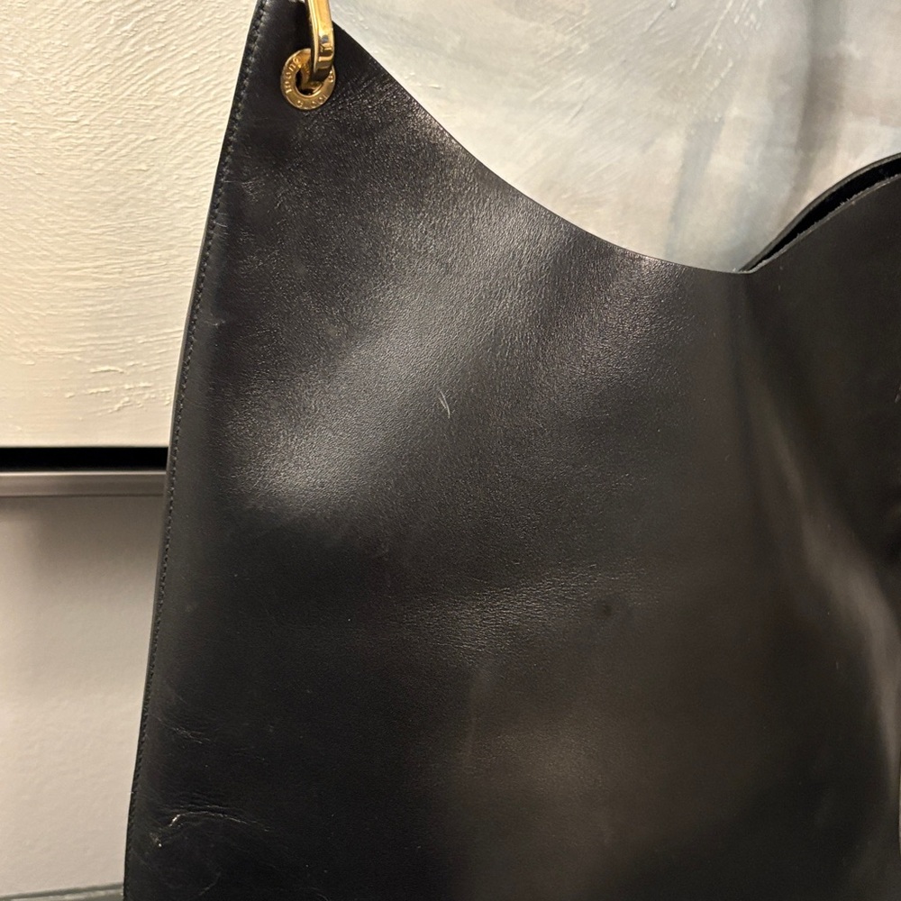 Vintage Gucci Leather Hobo Bag with Bamboo handle and matching mini pouch - Picture 11 of 12